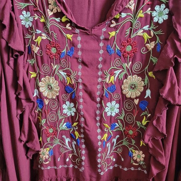 Grand & Green w/Love woman's boho embroidered top XL Rayon Floral Cottage - Picture 2 of 9